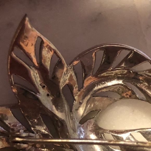 ANTIQUE Art Deco Sterling Silver & Marcasite Leaf Brooch 1.5” x 1.4” 1920s - 30s - Picture 5 of 5